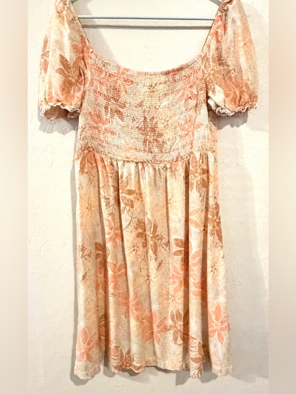 Roxy Floral Smocked Mini Dress Puff Sleeve Boho Cottagecore Orange Cream Size L - Picture 3 of 4